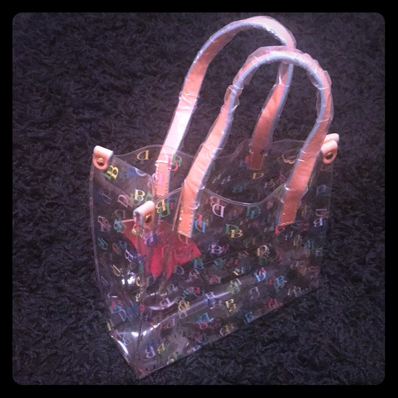 Dooney & Bourke Handbags - Dooney & Bourke Lunchbag